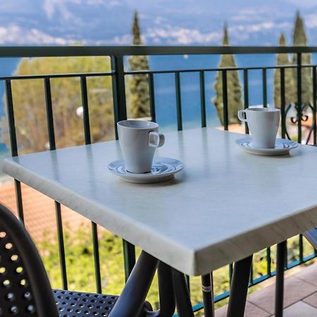 Residence Solei Classic&Plus Brenzone sul Garda Exterior foto