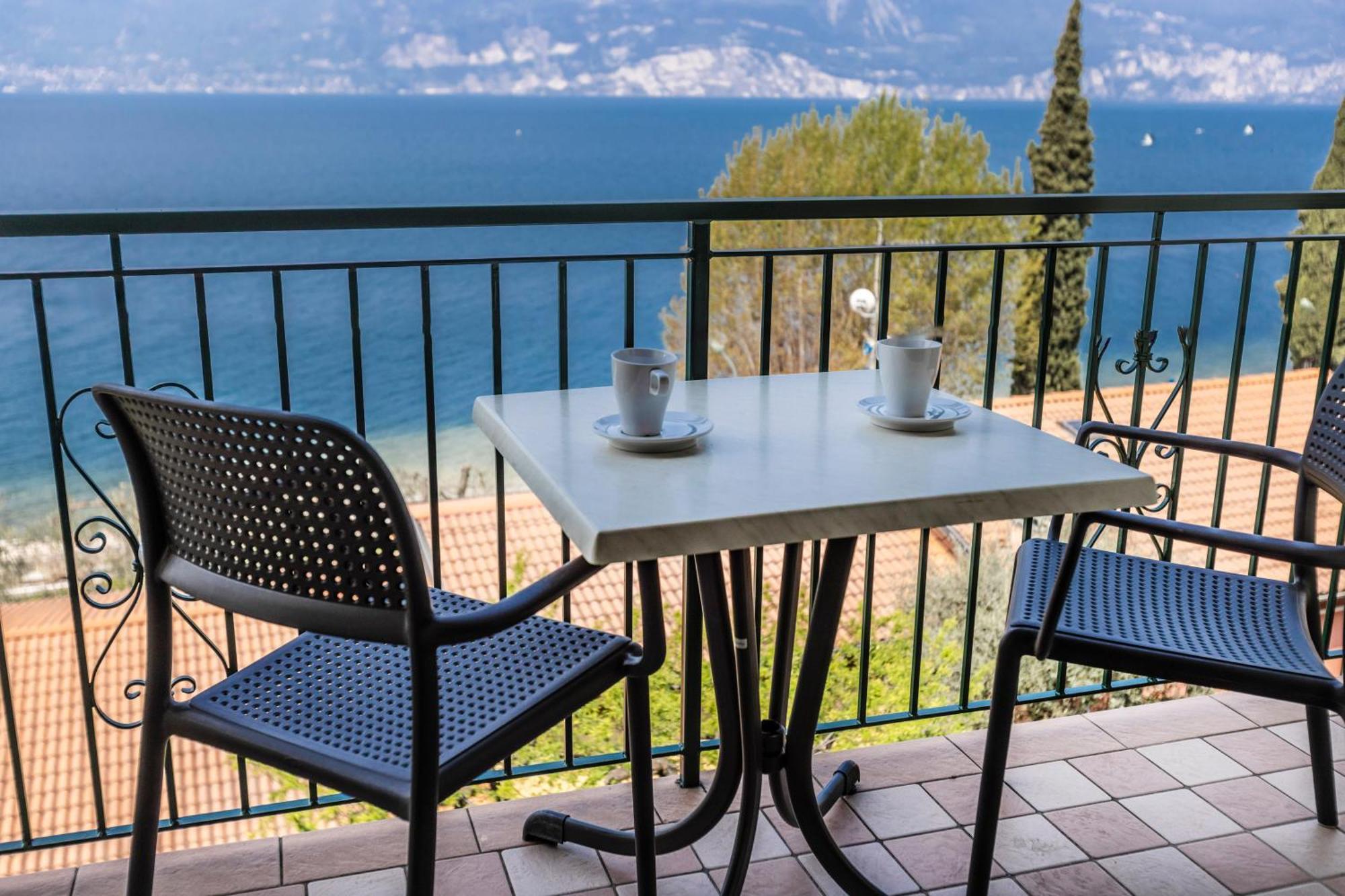 Residence Solei Classic&Plus Brenzone sul Garda Exterior foto